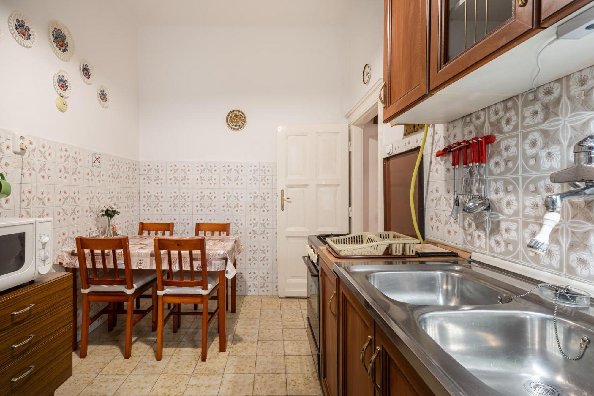 Bpr W21 Retro With Balcony Apartamento *